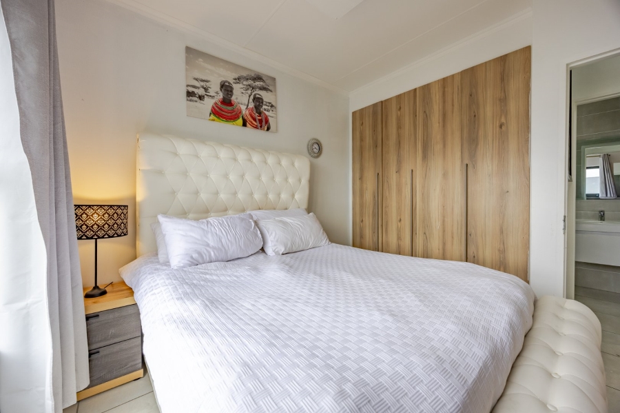 1 Bedroom Property for Sale in Richwood Western Cape